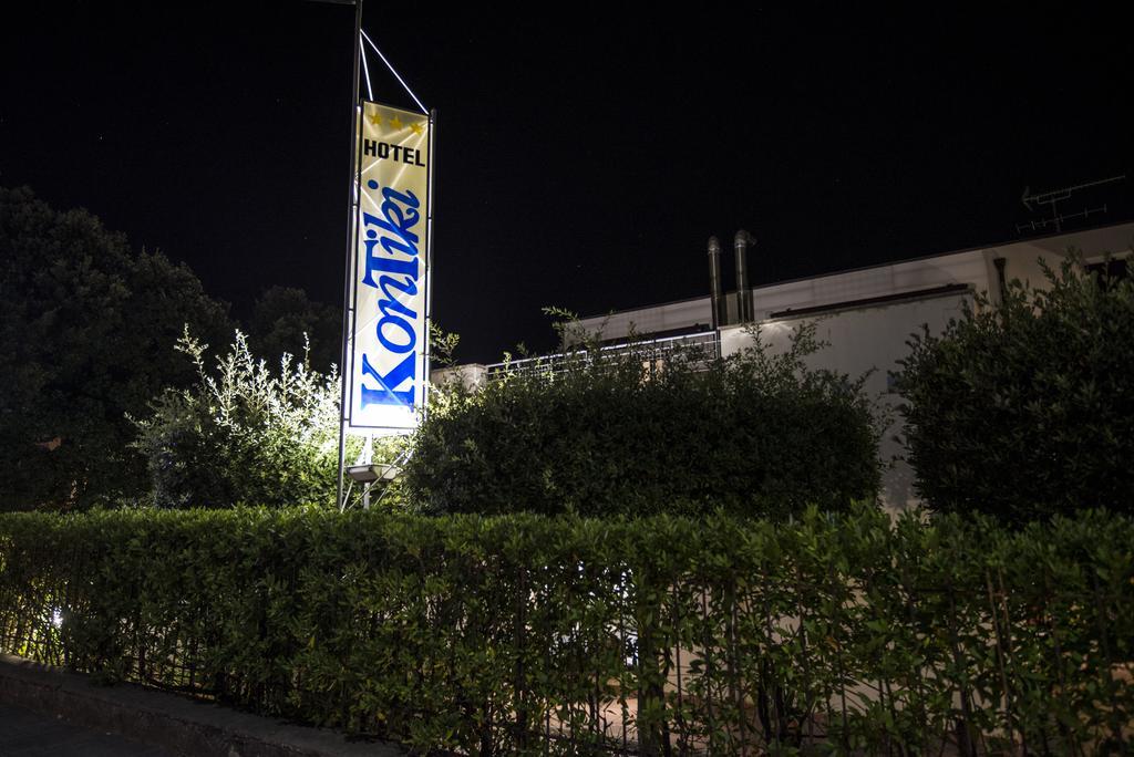 Hotel Kon Tiki San Vincenzo Dış mekan fotoğraf