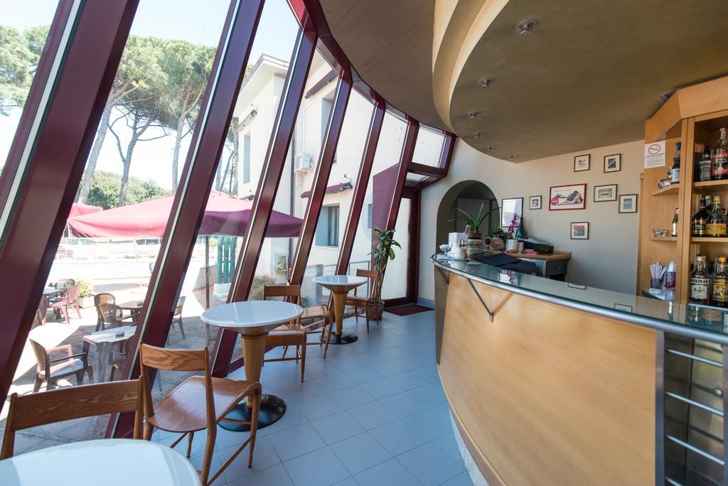Hotel Kon Tiki San Vincenzo Dış mekan fotoğraf