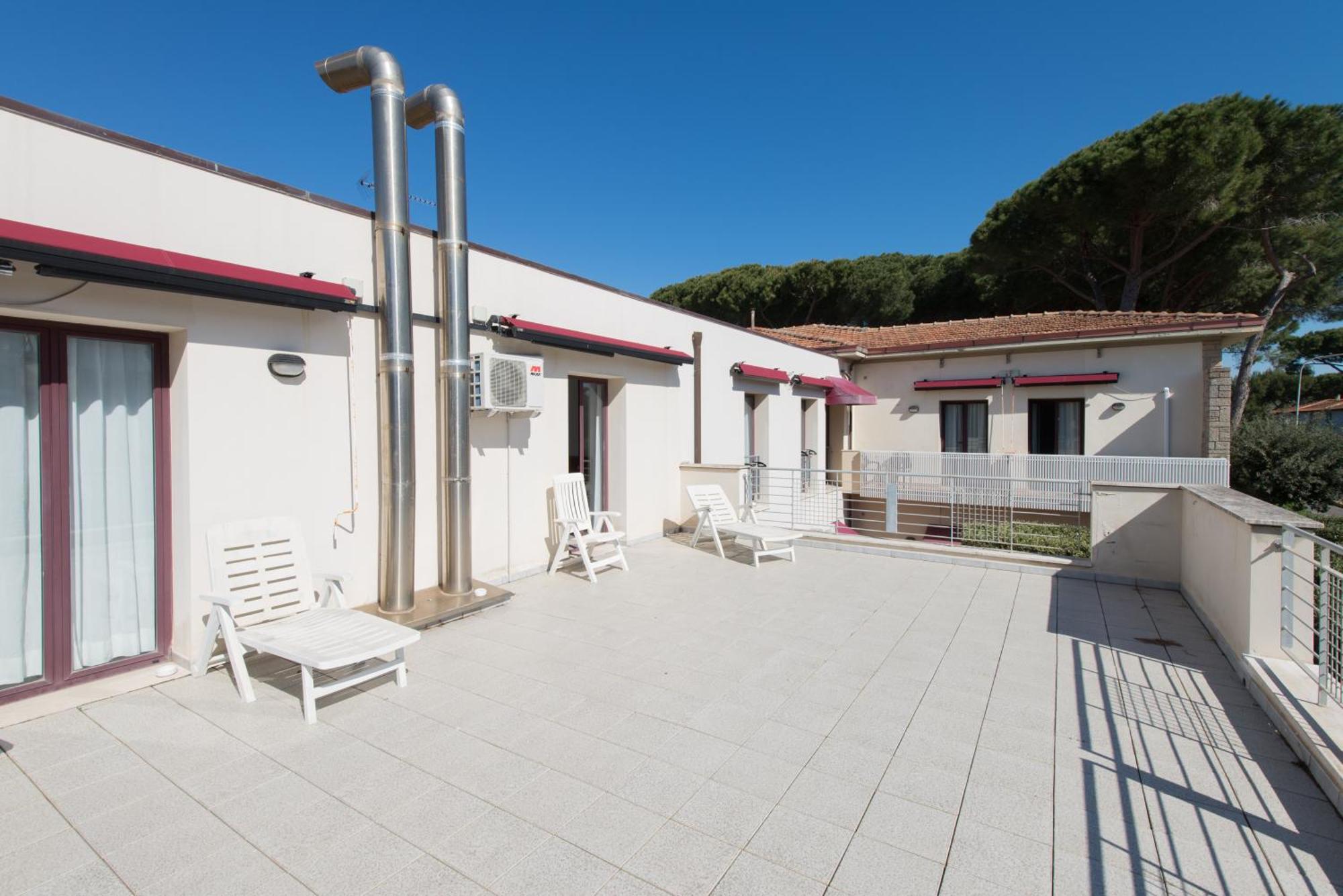Hotel Kon Tiki San Vincenzo Dış mekan fotoğraf