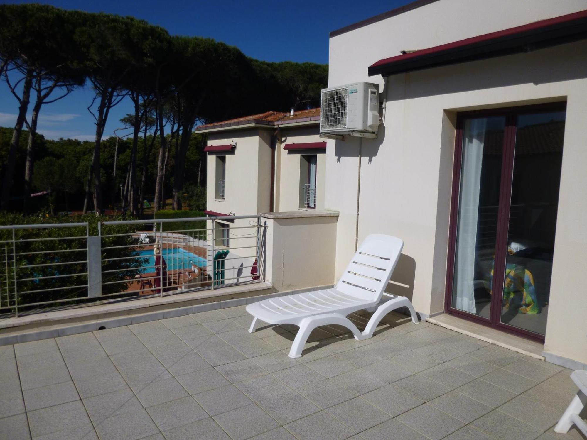 Hotel Kon Tiki San Vincenzo Oda fotoğraf