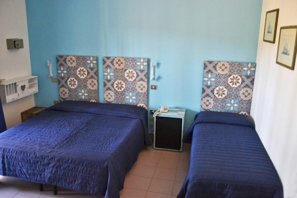 Hotel Kon Tiki San Vincenzo Dış mekan fotoğraf