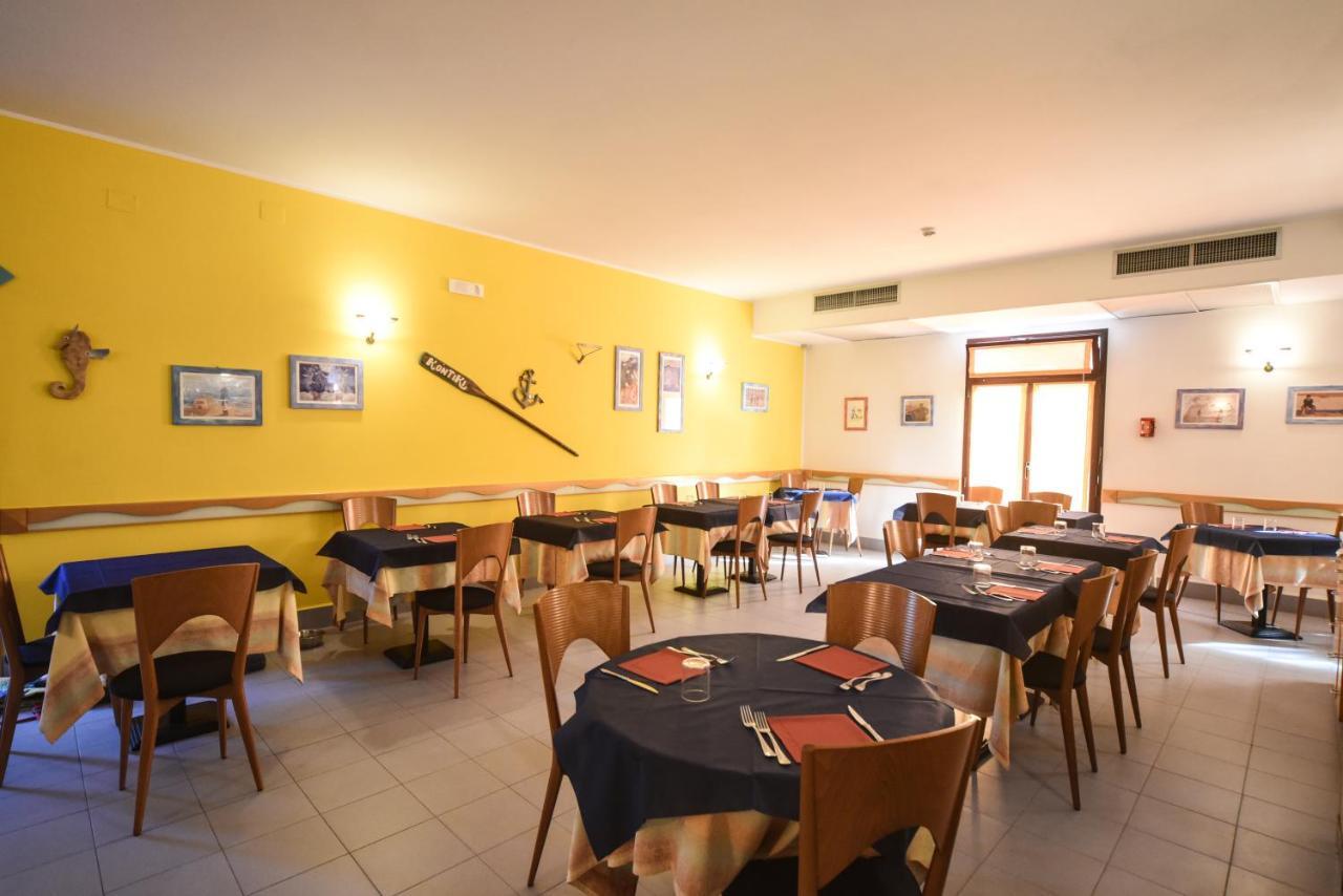 Hotel Kon Tiki San Vincenzo Dış mekan fotoğraf